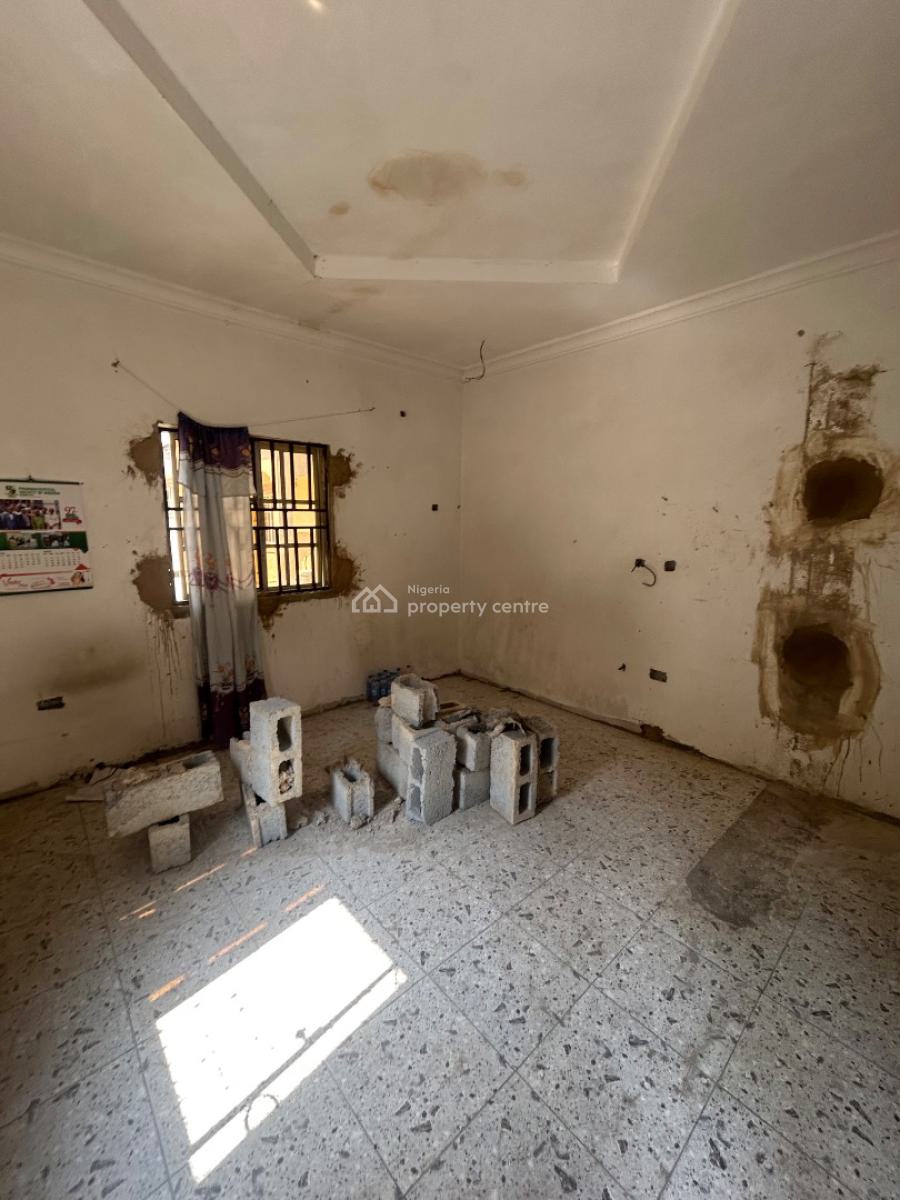 a Brand New Standard One Room Self Contain Apartment in a Decent Place, 6th Avenue, Gwarinpa, Abuja, Self Contain (single Rooms) for Rent