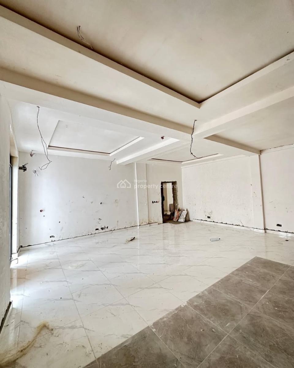 Well Built 2 Bedroom Apartment with Swimming Pool, Lekki Phase 1, Lekki Phase 1, Lekki, Lagos, Block of Flats for Sale