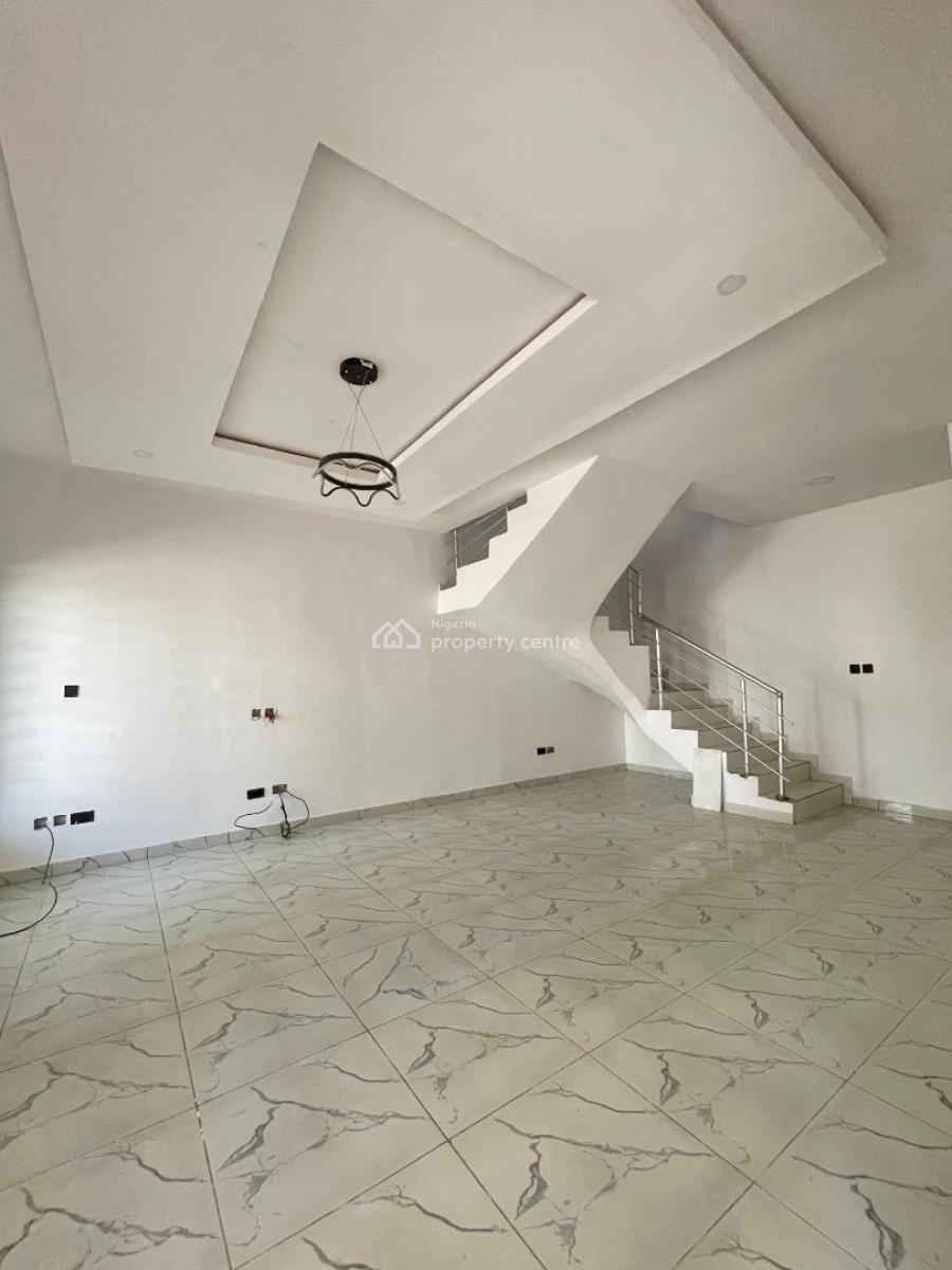 Lovely 3 Bedroom Terrace Duplex with Bq and Gym, Vgc, Lekki, Lagos, Terraced Duplex for Sale