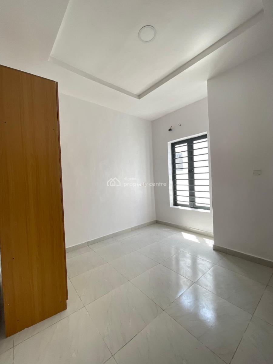 Lovely 3 Bedroom Terrace Duplex with Bq and Gym, Vgc, Lekki, Lagos, Terraced Duplex for Sale