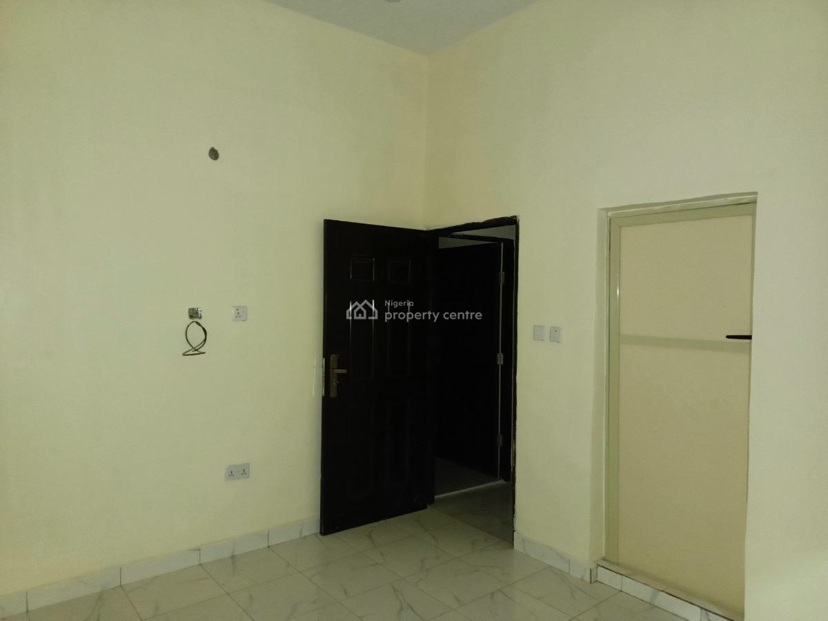 Luxury 2 Bedroom Flat, Abacha Road Zamani Estate, Mararaba, Abuja, Flat / Apartment for Rent
