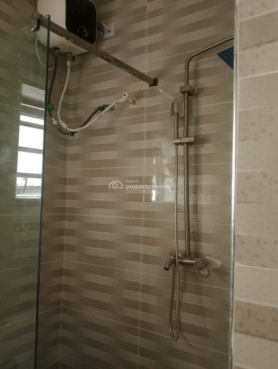 2 Bedrooms Apartment, in an Estate, Badore, Ajah, Lagos, House for Rent