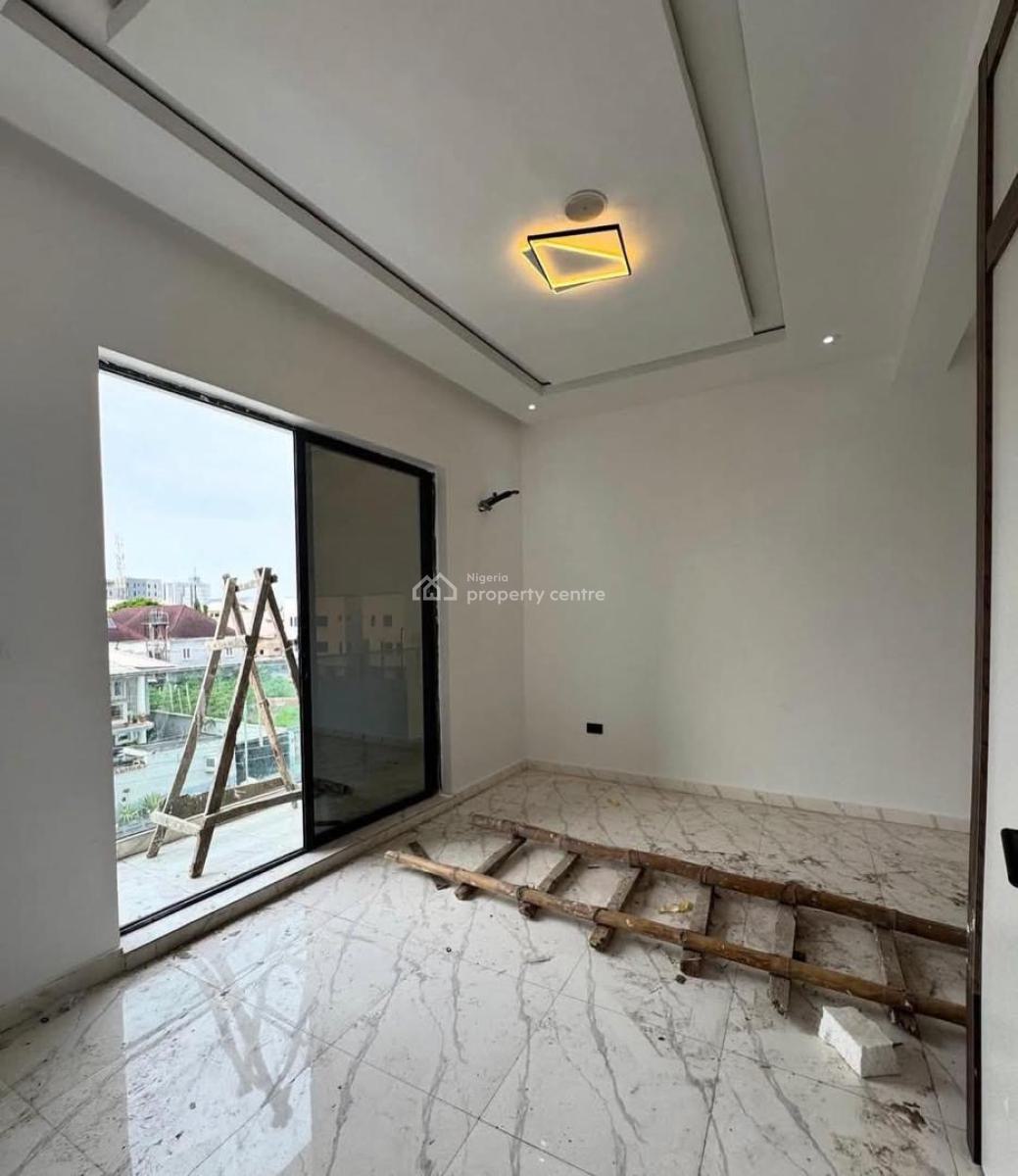 2/3 Bedroom Apartment with a Bq and General Gym ,seat Out Area ,pool, Elegantly 2 Bedroom Apartment Within a Serene Estate, Lekki Phase 1, Lekki, Lagos, Flat / Apartment for Sale