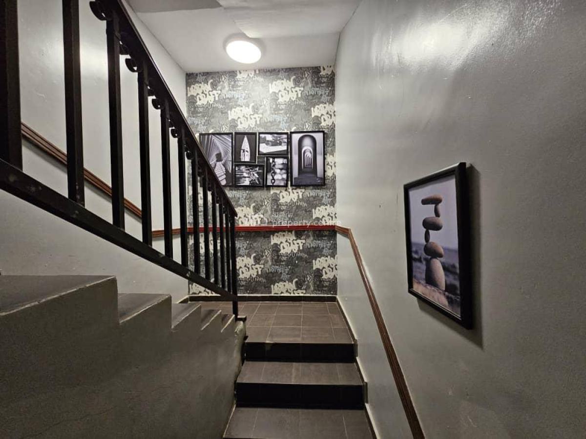 Elegant and Beautiful 3 Bedroom Terrace in Ikeja Gra, Ikeja Gra, Ikeja, Lagos, Flat / Apartment Short Let