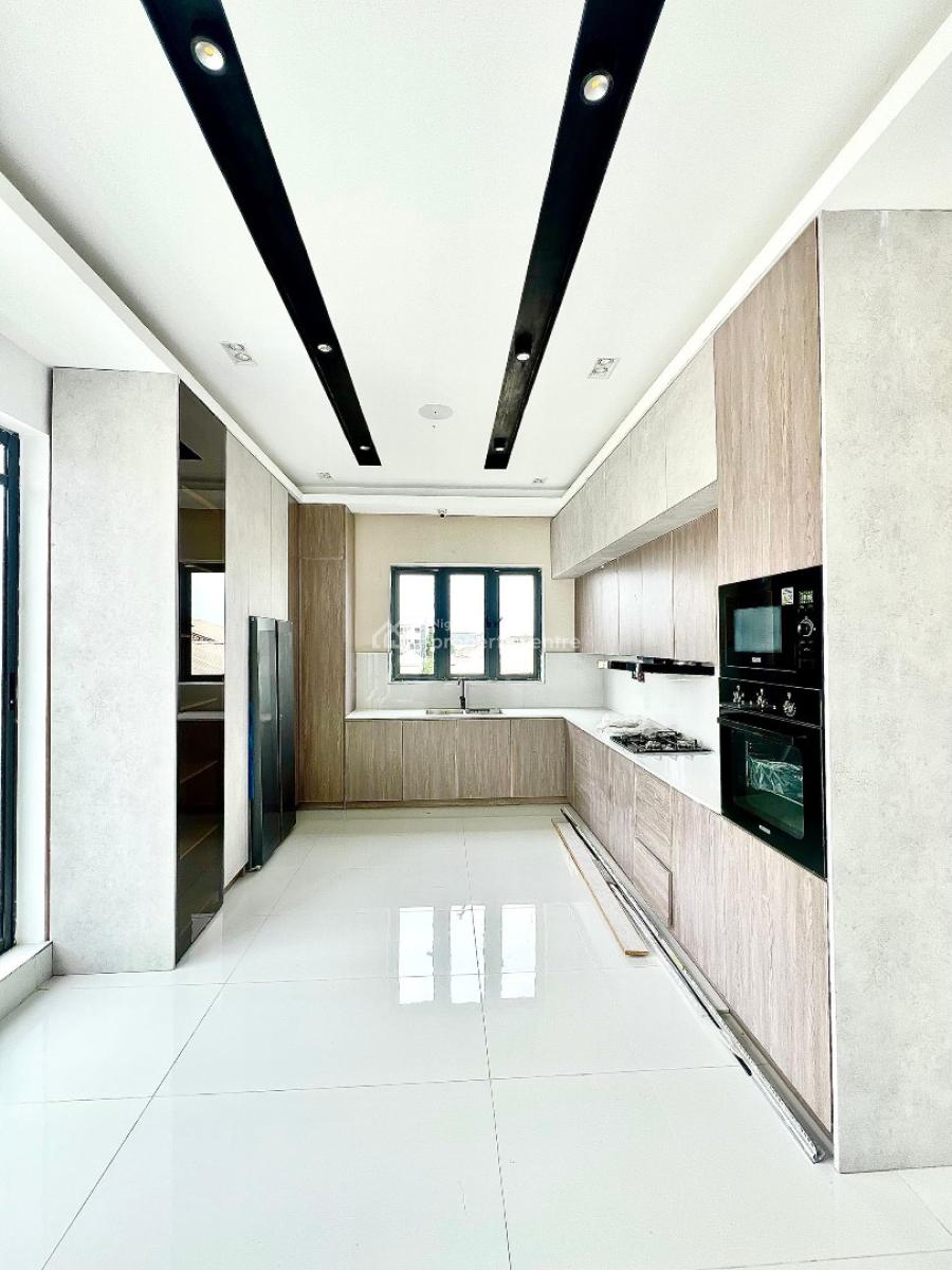 Luxury 4 Bedroom Maisonette with Bq Elevator and a Pool, Lekki Phase 1, Lekki, Lagos, House for Sale