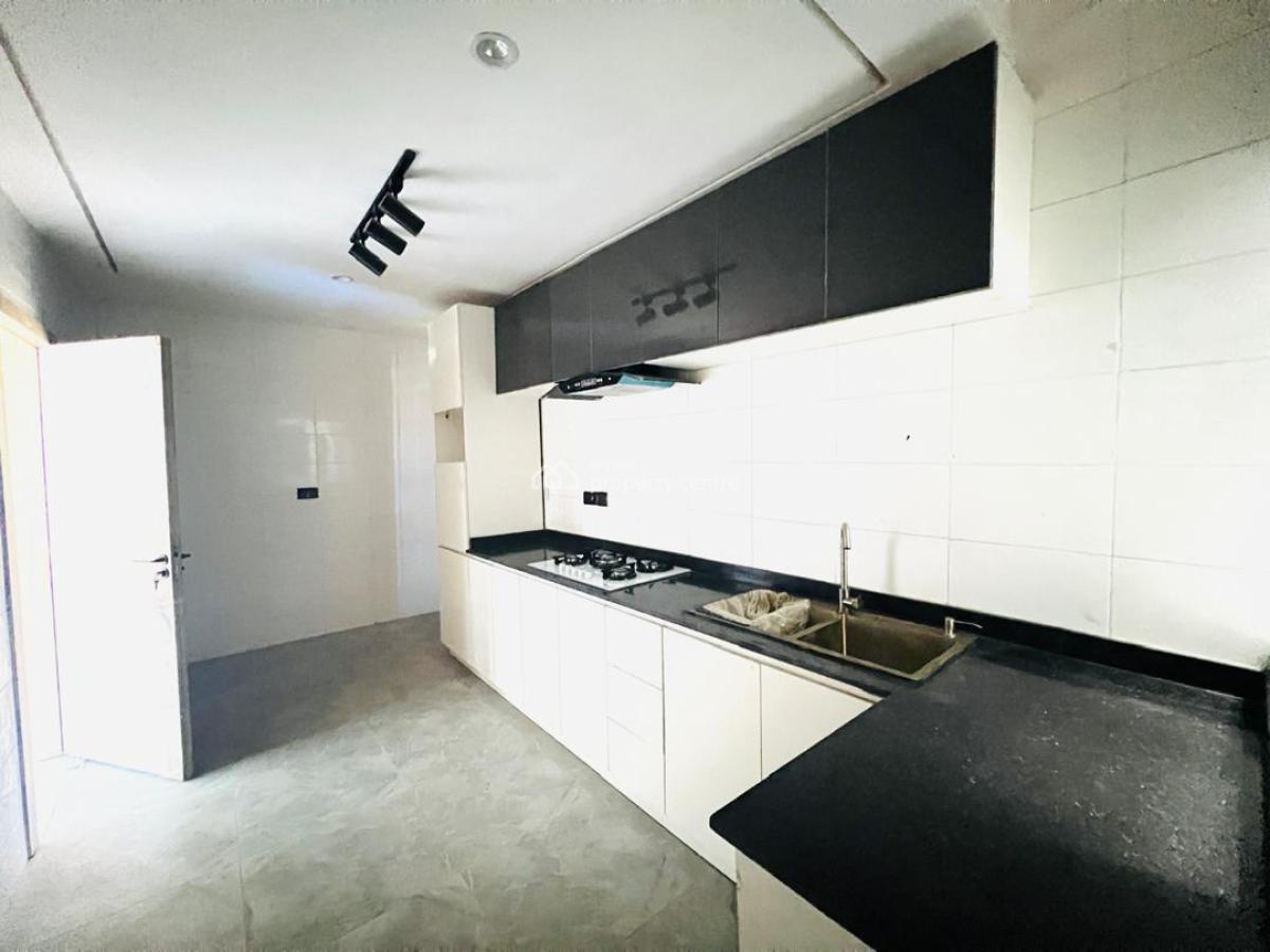 2bedroom Flat, Ologolo, Lekki, Lagos, Flat / Apartment for Sale