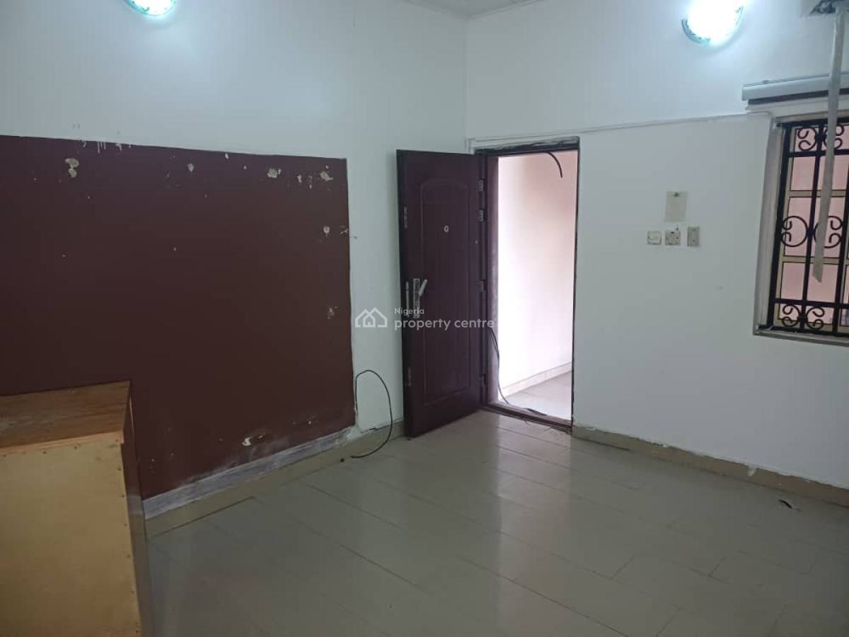 a Spacious 2 Room and Parlor with a Dining Area, Lekki Phase 1, Lekki, Lagos, Flat / Apartment for Rent