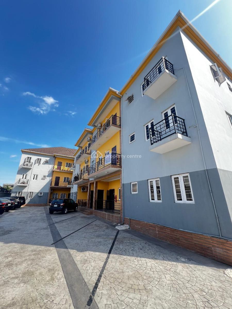 Lovely 3 Bedroom Apartment Located in a Serene Location, Ikeja Gra, Ikeja, Lagos, Flat / Apartment for Rent