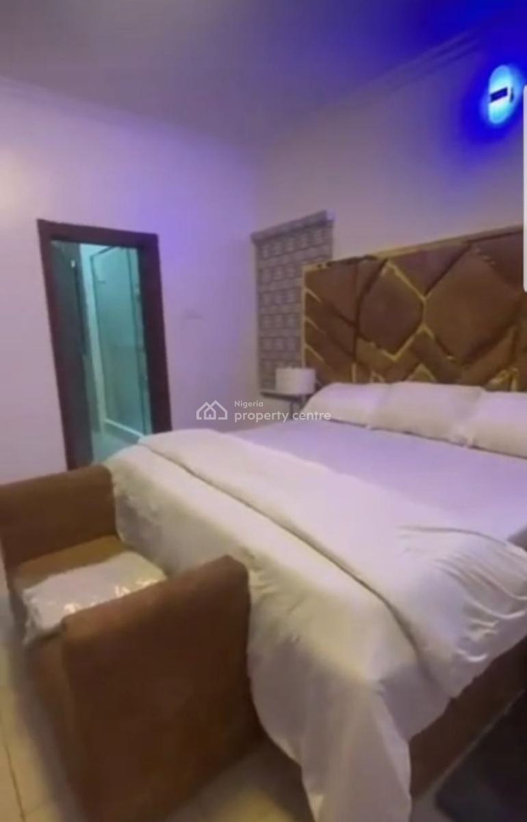 Fully Serviced & Furnished 3 Bedroom Apartment [actual Video on Req.], Cromwell Estate Off Chevron Drive, Lekki, Lagos, Flat / Apartment for Sale