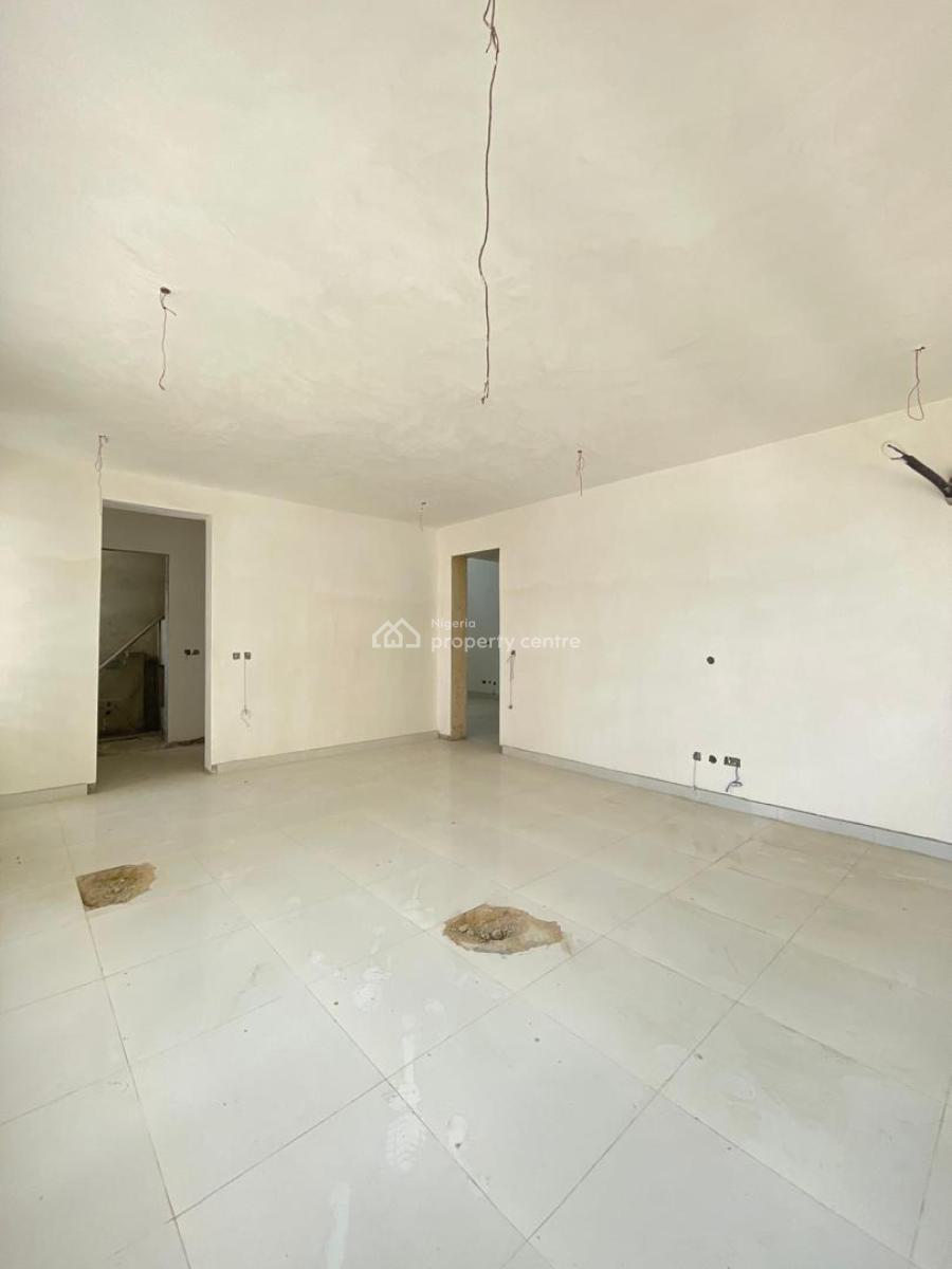 Luxurious Fully Service 4 Bedroom Townhouse, Lekki Phase 1, Lekki, Lagos, Semi-detached Duplex for Sale