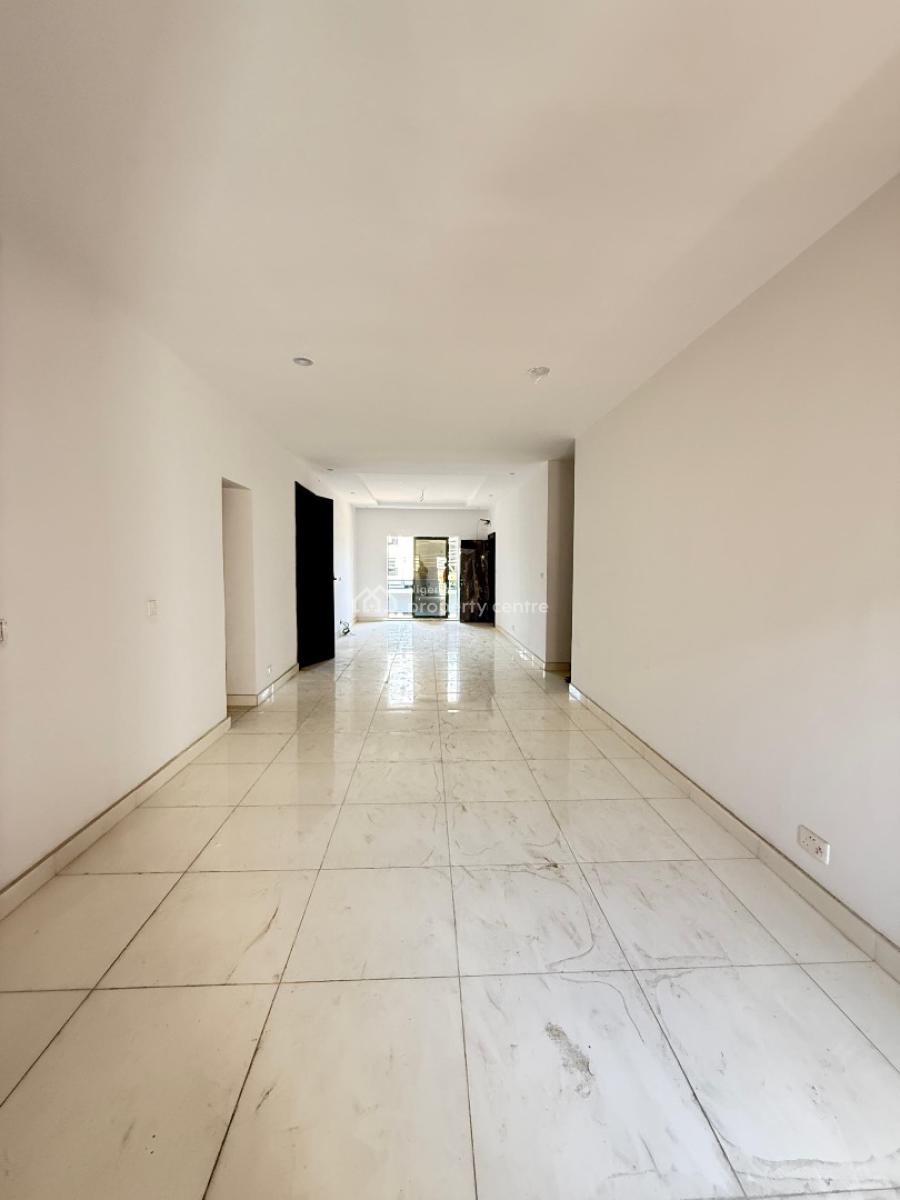 Spacious 2bedroom, Ologolo, Lekki, Lagos, Block of Flats for Sale