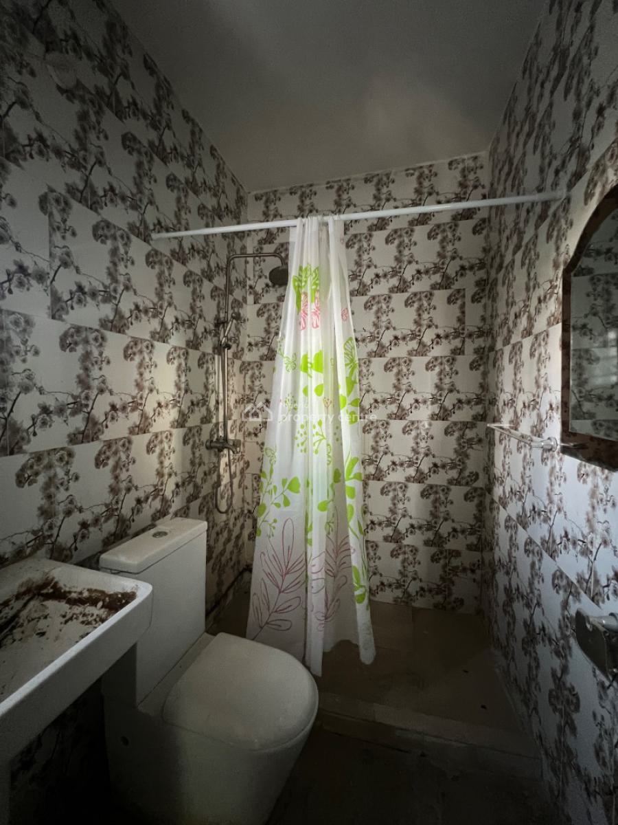 Spacious 3 Bedroom Apartment, Blenco Eatate, Sangotedo, Ajah, Lagos, Flat / Apartment for Rent