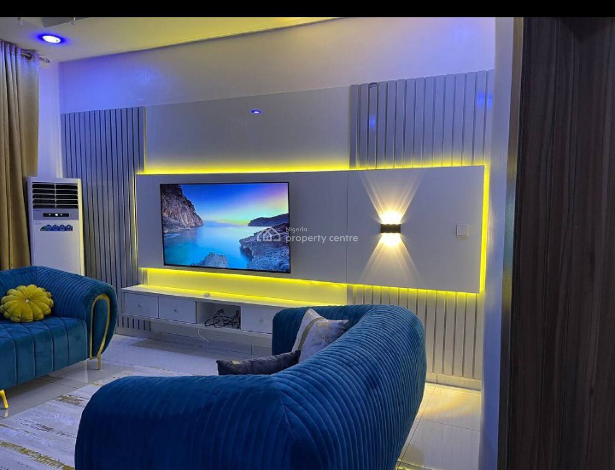 En-suite Standard Room with Living Room & Kitchen, Mega Chicken, Ikota, Lekki, Lagos, Mini Flat (room and Parlour) Short Let