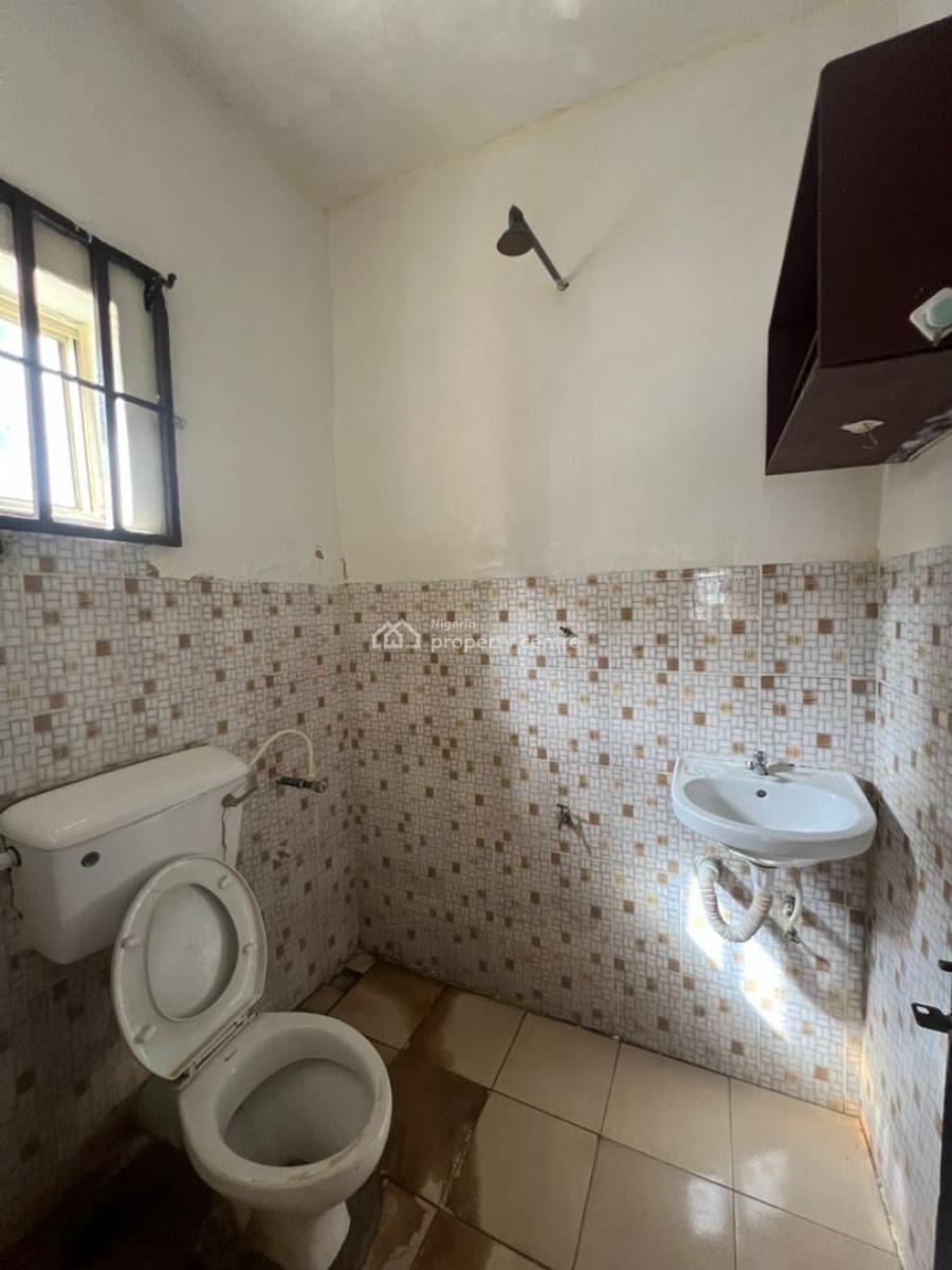 Spacious 3 Bedroom Apartment, Osapa London Estate, Lekki, Lagos, Flat / Apartment for Rent