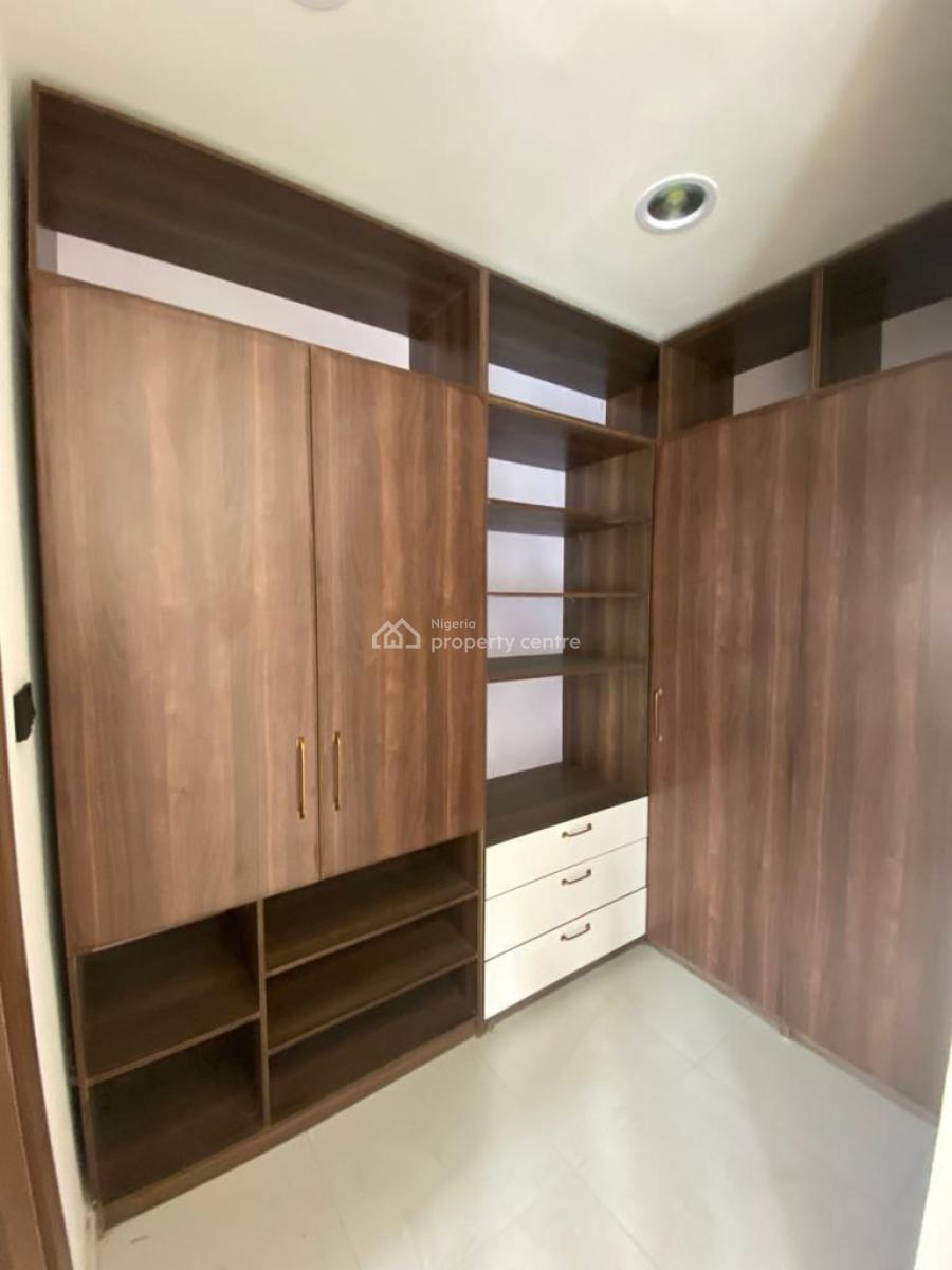 Suoer and Amazing Offer with Fitted Kitchen, Spg Road, Ologolo, Lekki, Lagos, Terraced Duplex for Rent