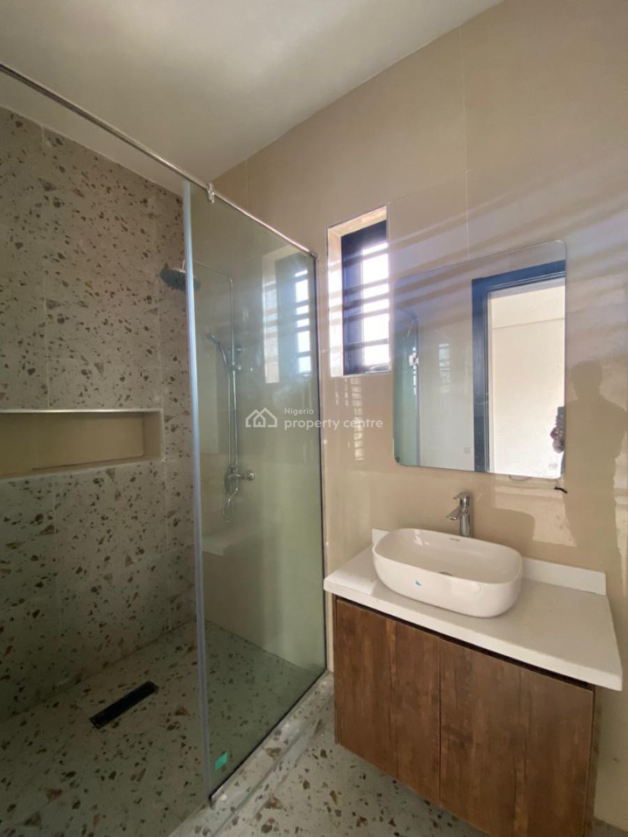 3 Bedroom Apartment with Swimming Pool and Gym, Lekki Phase 1, Lekki, Lagos, Flat / Apartment for Sale