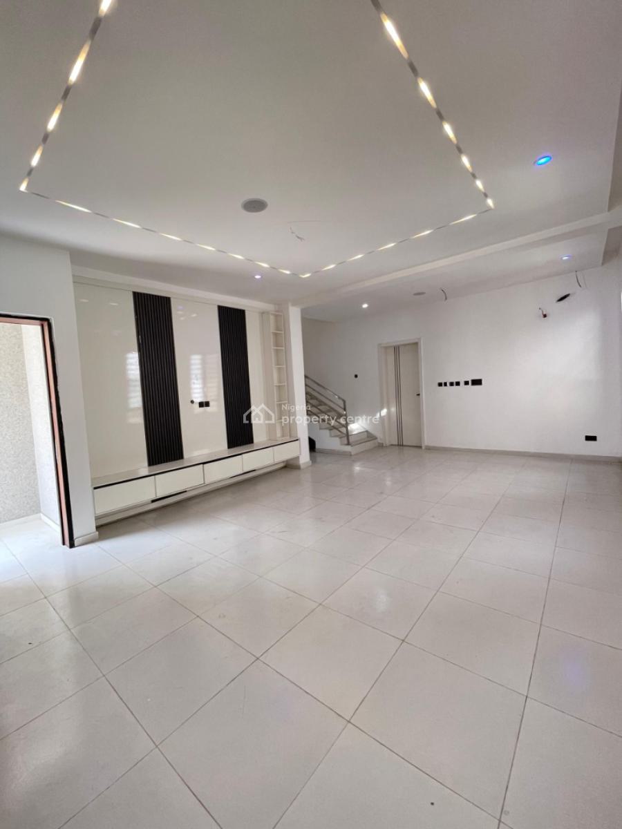 4 Bedroom Spacious Fully Detached Duplex with a Room Bq, Orchid, Lekki, Lagos, Detached Duplex for Sale