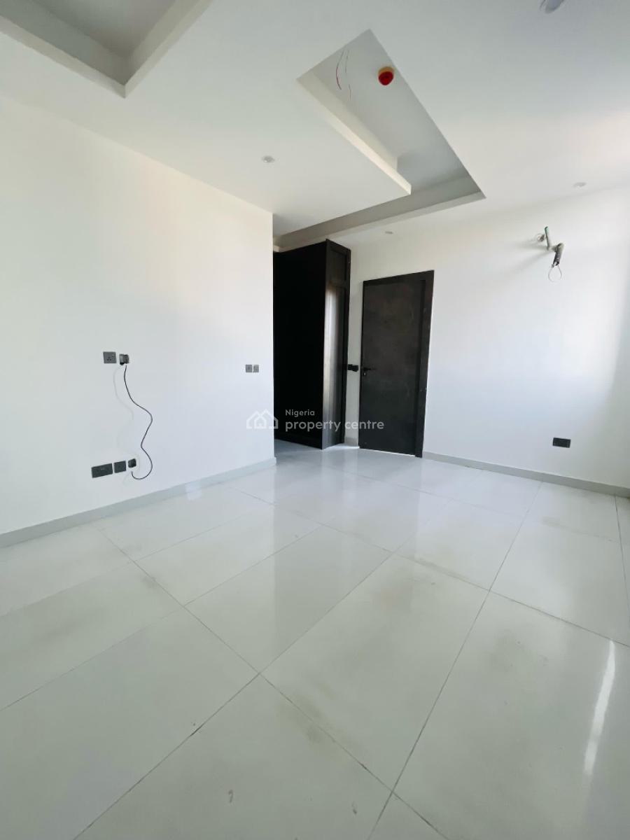 2bedroom Apartment with Swimming Pool, Elevator and Gym, Lekki Phase 1, Lekki, Lagos, Flat / Apartment for Sale