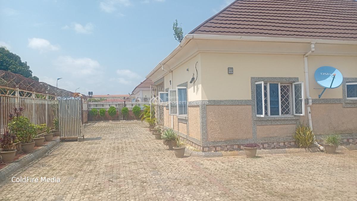4 Bedroom Penthouse on a Land of 700 Square Meter, Voice of Nigeria Road, Lugbe District, Abuja, Detached Duplex for Sale