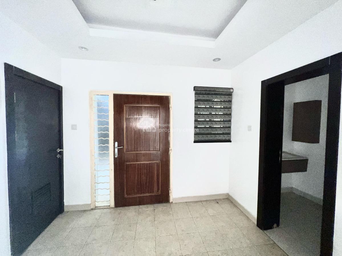 3 Beds Rooms Apartment with Bq, Old Ikoyi, Ikoyi, Lagos, Flat / Apartment for Rent