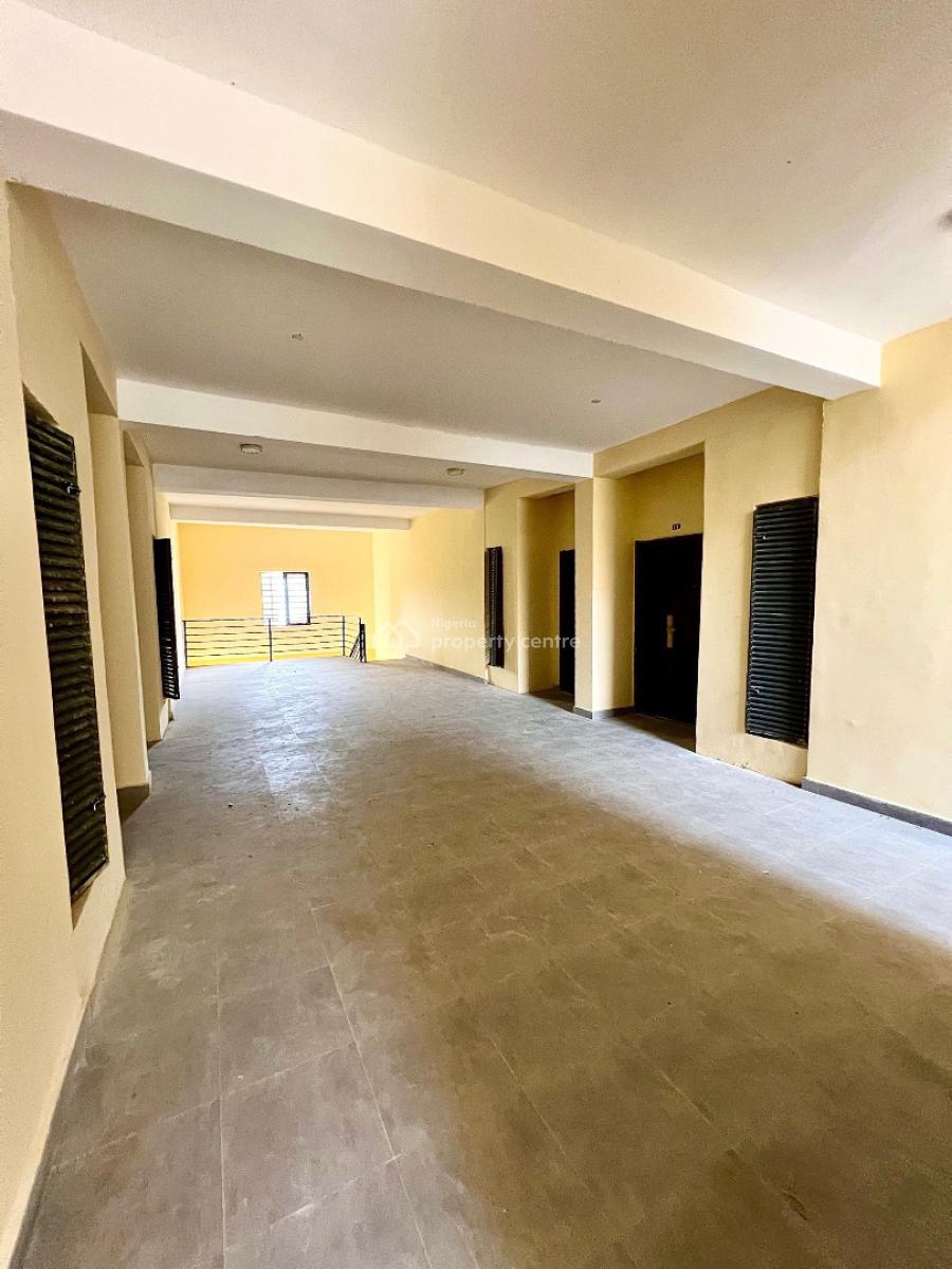 Spacious 2 Bedroom Apartment with an Open Plan Kitchen + Pool, Superb 2 Bedroom Apartment with Modern Facilities, Lekki Phase 1, Lekki, Lagos, Flat / Apartment for Sale