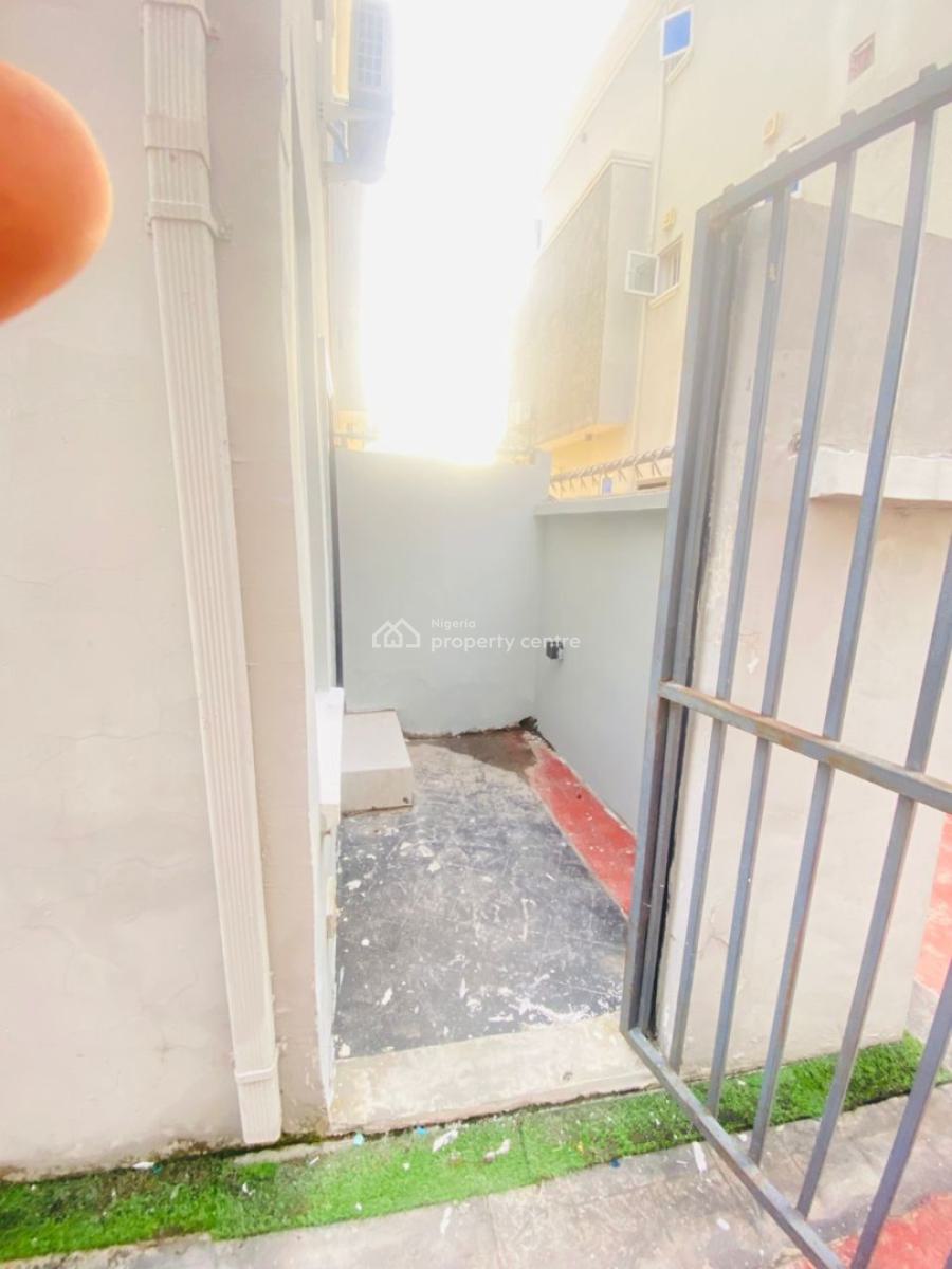 a Room Self Bq with Kitchen, Ikate, Lekki, Lagos, Self Contain (single Rooms) for Rent
