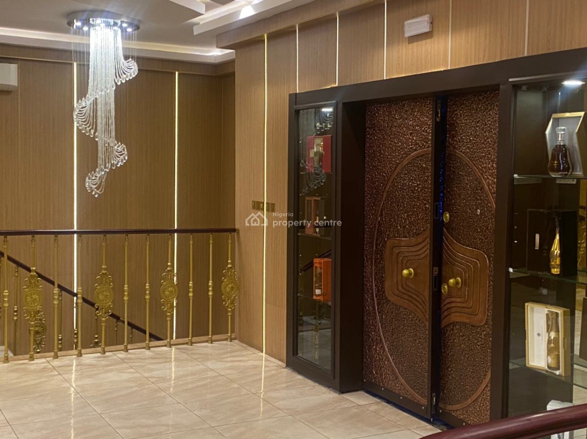 Luxury Fully Furnished 5 Star Club + 2 Rooms  Ensuite & Event Center, Second Toll Gate, Ikota, Lekki, Lagos, Commercial Property for Sale