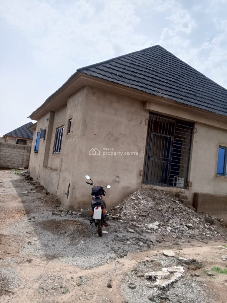 3 Bedroom Fully Detached Bungalow, Jikwoyi, Abuja, Detached Bungalow for Sale