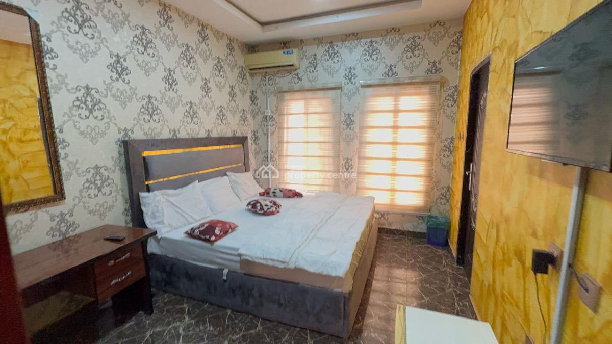 Excellent Spacious Furnished 3 Bedroom Apartment, Naf Valley Estate, Asokoro District, Abuja, Terraced Duplex for Rent