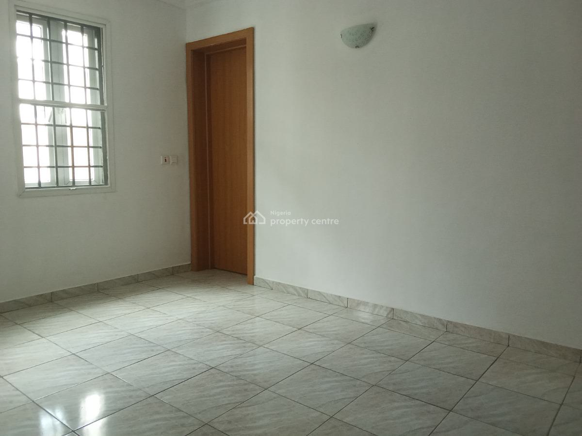 3 Bedroom Apartment / Flat, Lovers of Spacious House with a Gated Estate, Agungi, Lekki, Lagos, Flat / Apartment for Sale