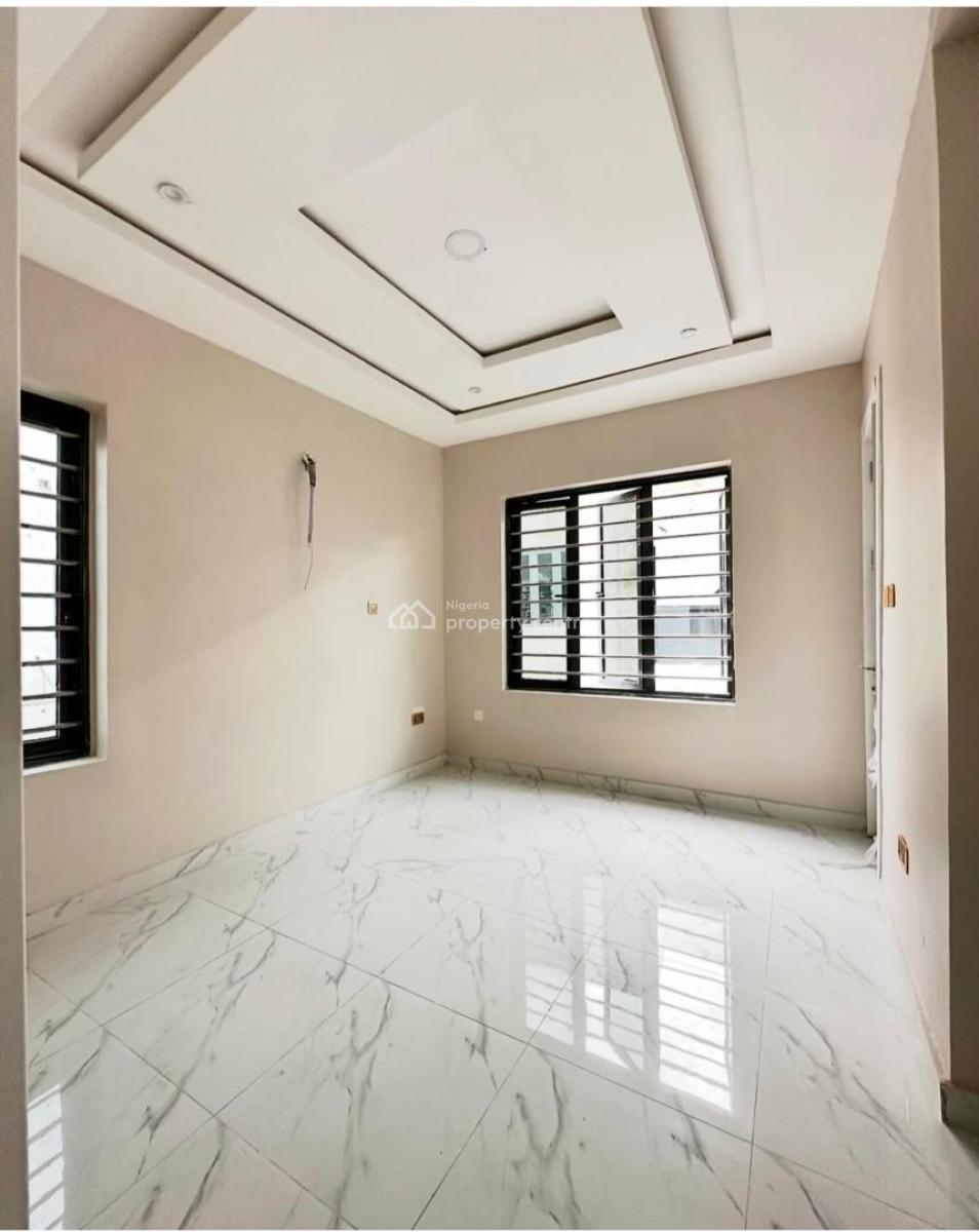 Brand New 2 Bedroom Apartment with Elevator and Swimming Pool, Lekki Phase 1, Lekki, Lagos, Flat / Apartment for Sale