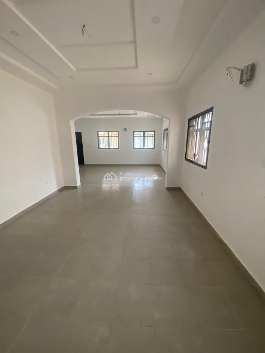 Beautiful 5 Bedrooms Spacious Detached Duplex with 2 Rooms Bq., Maitama District, Abuja, Detached Duplex for Rent