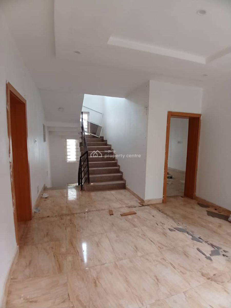 Luxury 4 Bedroom Terraced Duplex with Bq, Diplomatic Zone, Guzape District, Abuja, Terraced Duplex for Rent