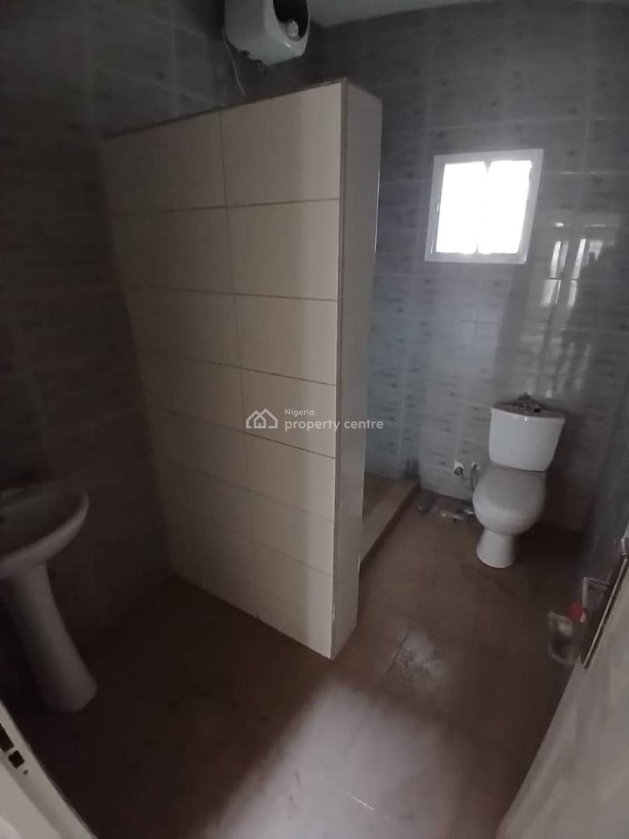 Luxury 4 Bedroom Terraced Duplex with Bq, Diplomatic Zone, Guzape District, Abuja, Terraced Duplex for Rent