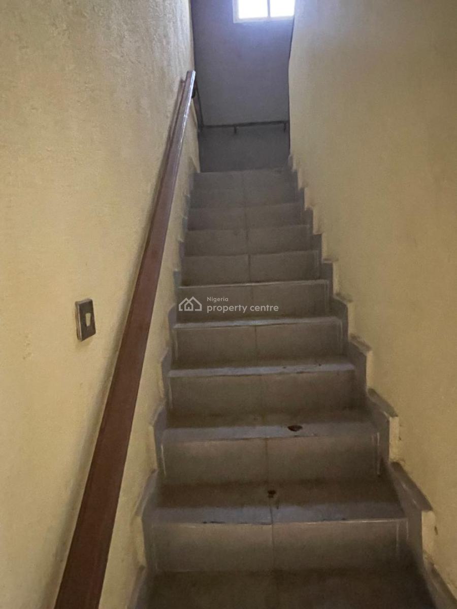 Self-compound 4 Bedroom Semi-detached Duplex, Lekki Phase 1, Lekki, Lagos, Semi-detached Duplex for Rent