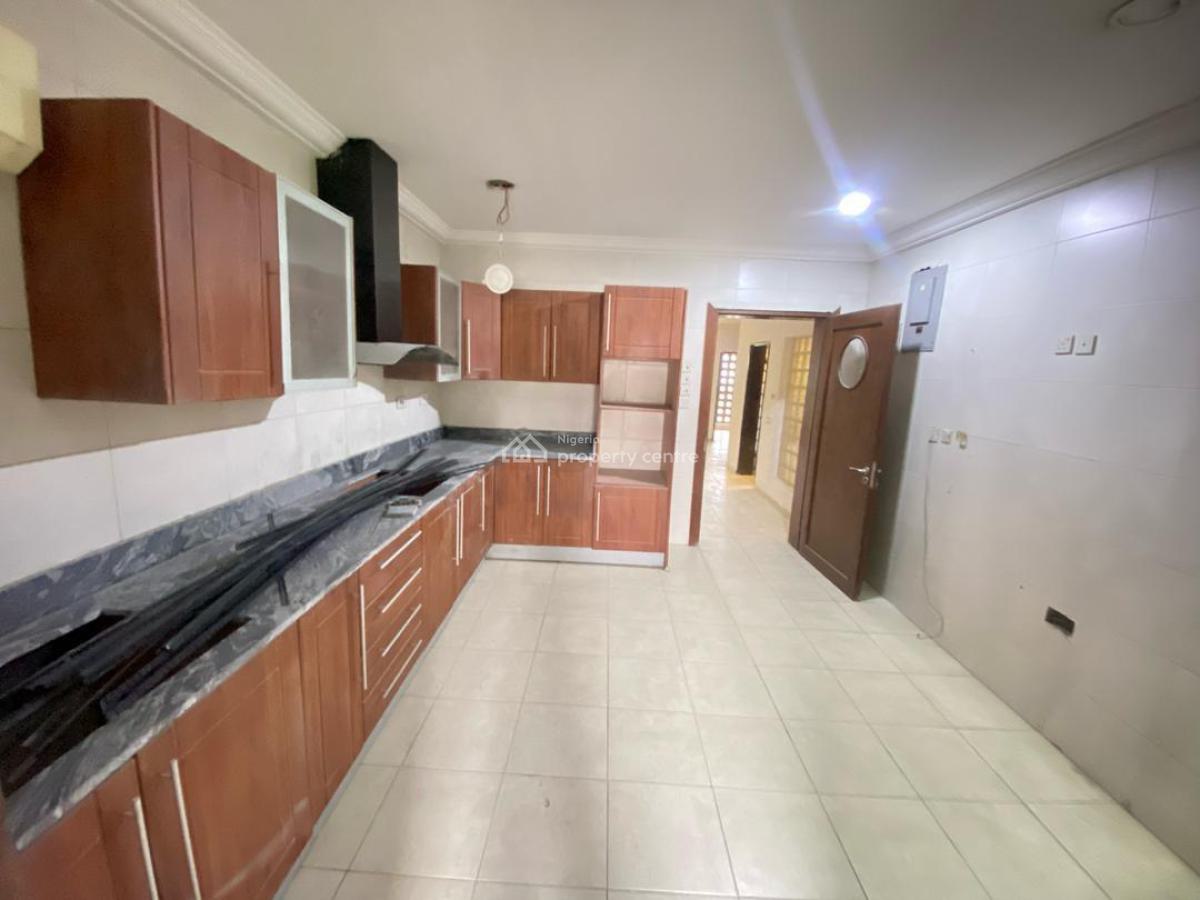 3bed Room  Lekki 1 Off Admiralty Way, Off Admiralty Way, Lekki Phase 1 Lekki Lagos, Lekki Phase 1, Lekki, Lagos, House for Rent