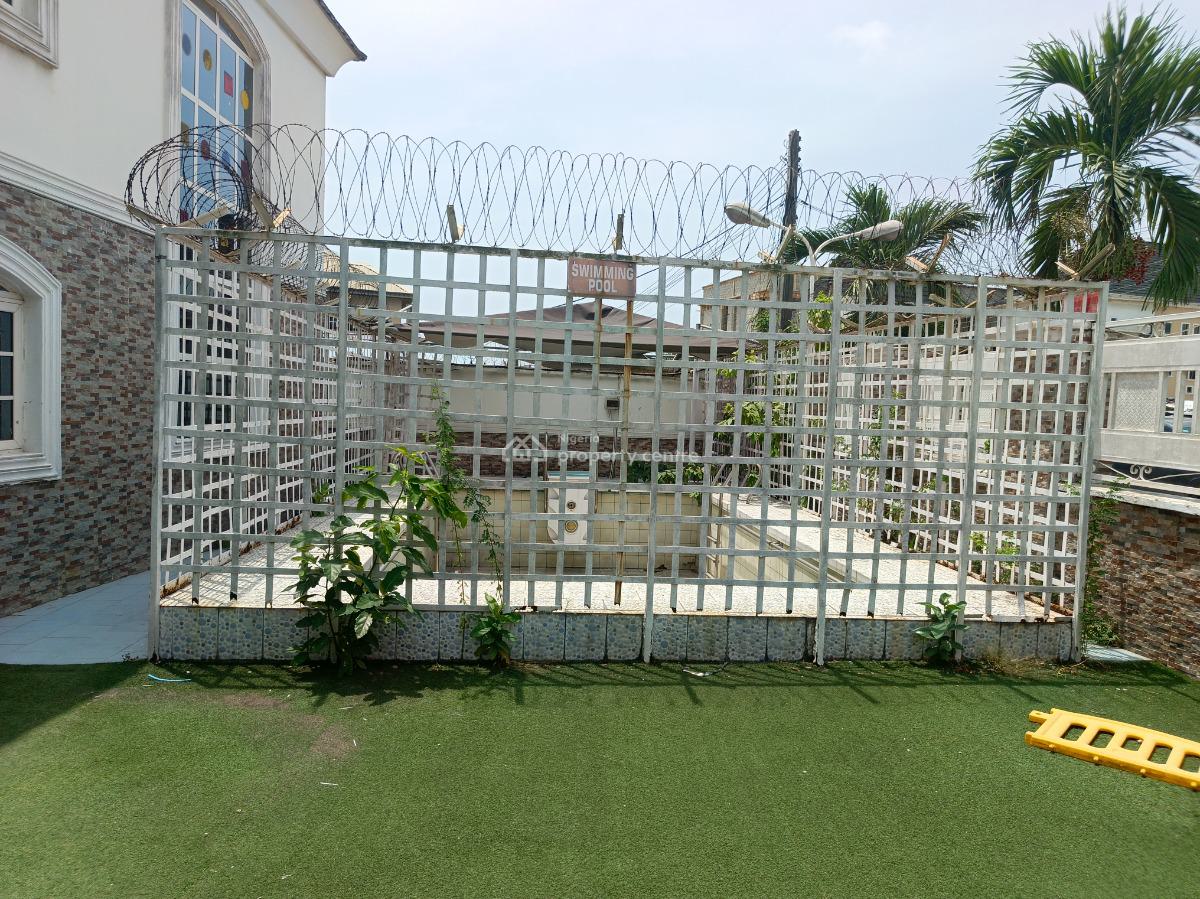 School Building with 28-classes, United Estate, Sangotedo, Ajah, Lagos, House for Sale