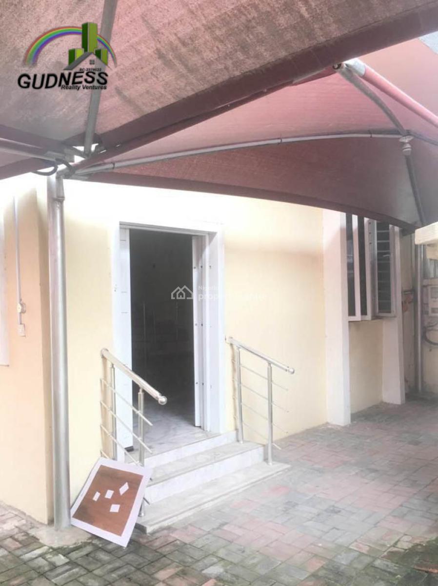 Standard Executive Shared Apartment, Lekki, Lagos, Flat / Apartment for Rent