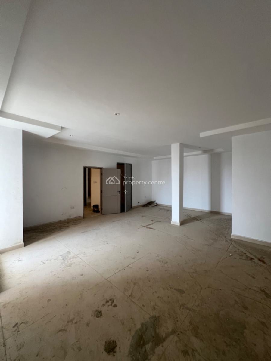 Massive 2 Bedroom Fully Serviced Maisonette & 3 Bedroom Apartment, Lekki Phase 1, Lekki, Lagos, Flat / Apartment for Sale