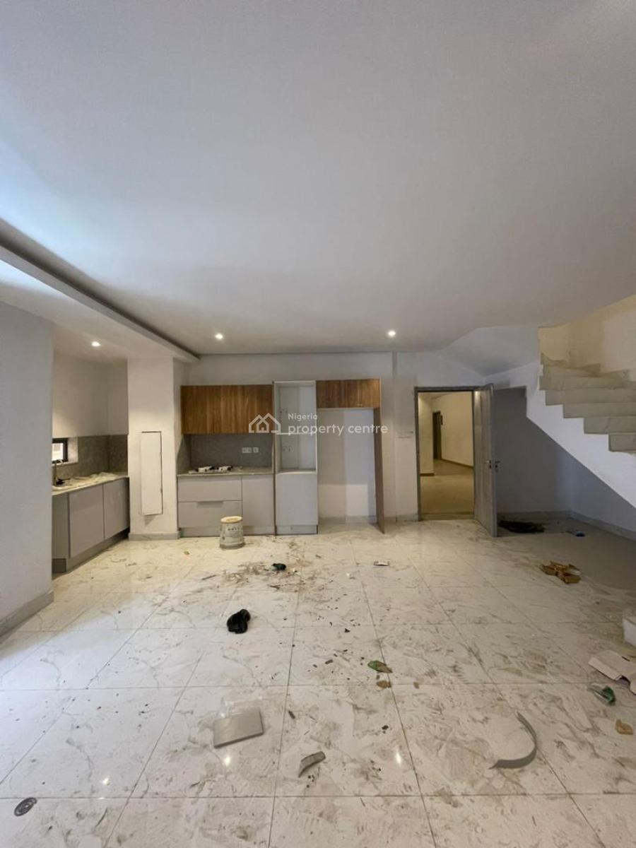 Brand New 2 Bedroom Maisonette with Swimming Pool, Lekki Phase 1, Lekki, Lagos, Flat / Apartment for Rent