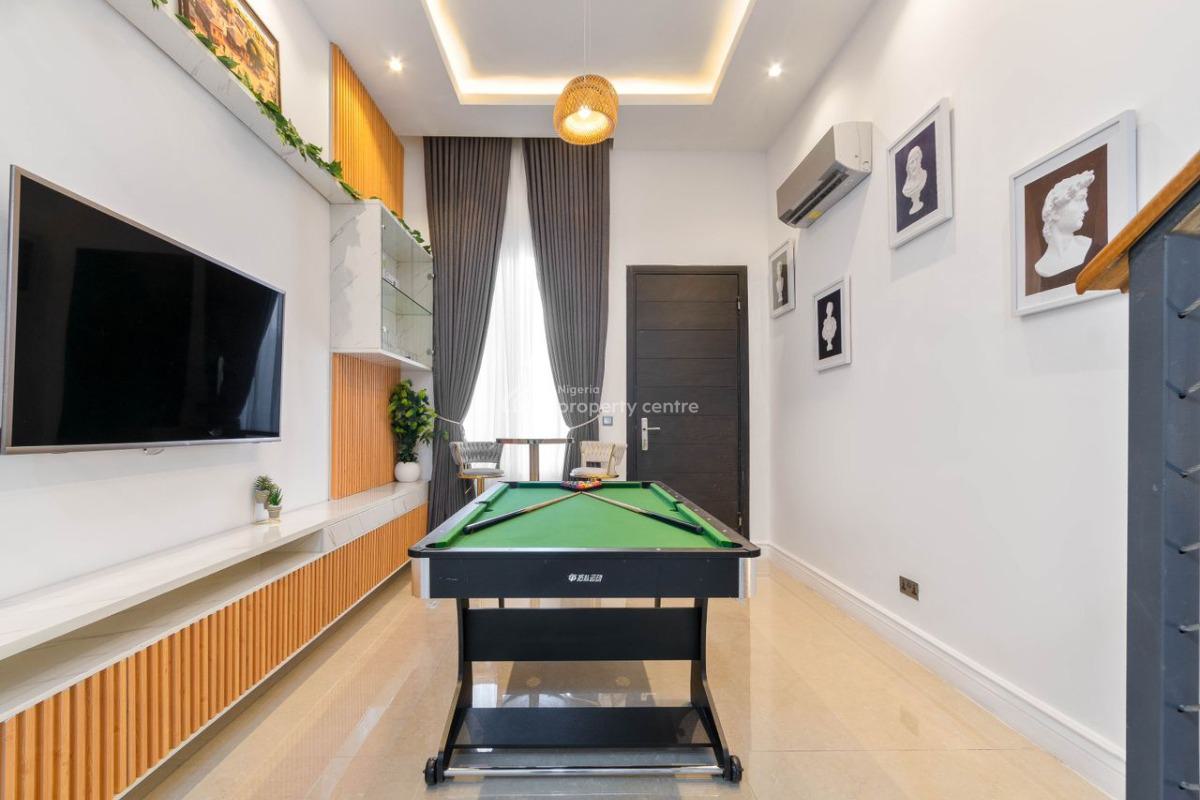 Luxurious 4 Bedrooms Semi Detached Duplex, Lekki Phase 1, Lekki, Lagos, Semi-detached Duplex Short Let