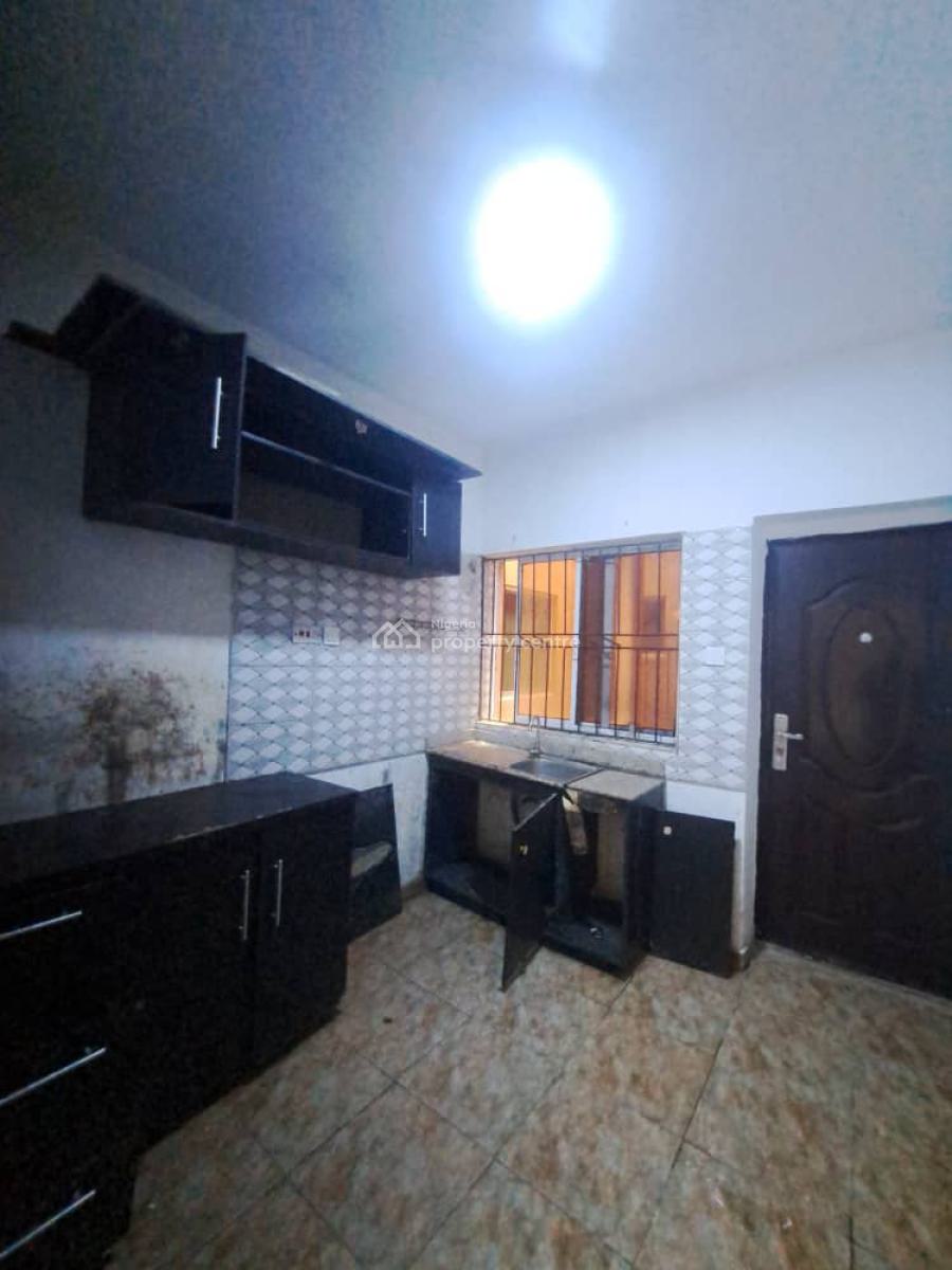 Spacious 3 Bedroom Apartment - Upstairs, Salem, Lekki, Lagos, Flat / Apartment for Rent
