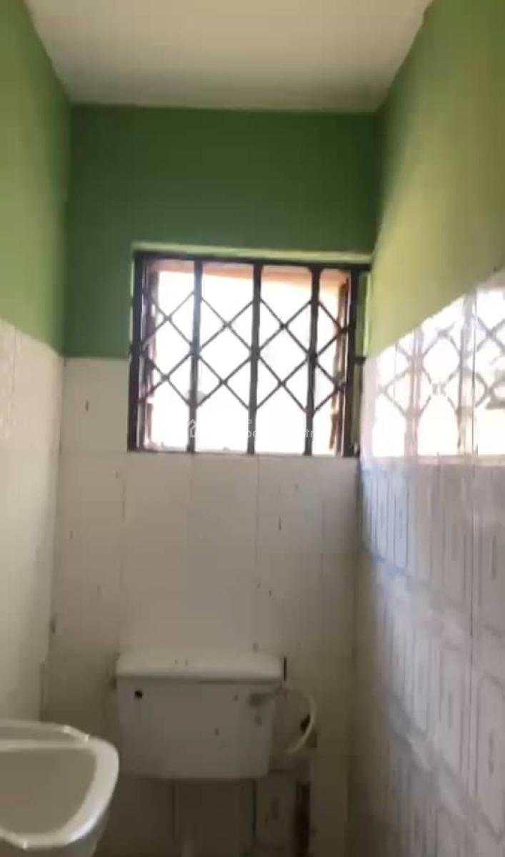 Spacious and Clean 3 Bedroom Bungalow with 3 Bathroom and Toilet, Ojodu Abiodun, Ojodu Berger, Ojodu, Lagos, Terraced Bungalow for Rent