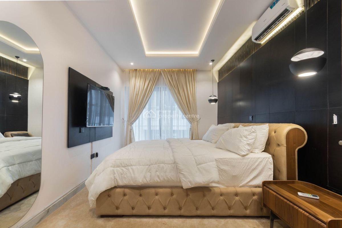 Welcome to Your Perfect Home Away From Home in Lekki! This Elegant 3-b, Lekki Phase 1, Lekki, Lagos, Flat / Apartment Short Let