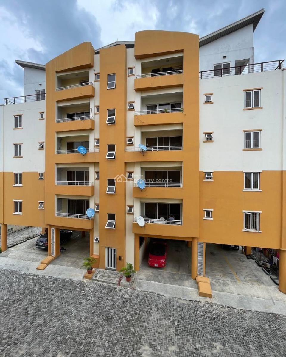 3 Bedrooms Flat with Bq, Alagomeji, Yaba, Lagos, Flat / Apartment for Sale