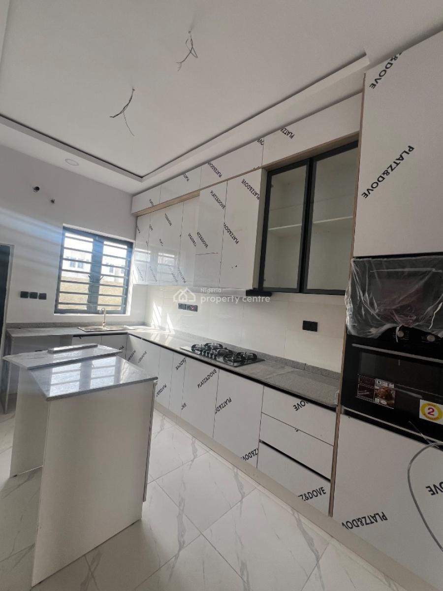 Beautiful 4 Bedroom Terraced Duplex in a Secured Estate, Vgc, Lekki, Lagos, Terraced Duplex for Sale