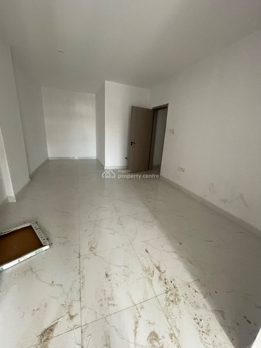 2 Bedrooms, Off Freedom Way, Lekki Phase 1, Lekki, Lagos, Flat / Apartment for Rent