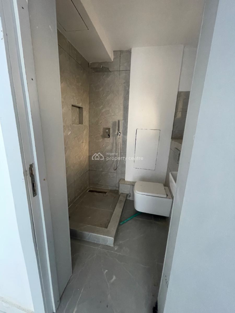 2 Bedrooms, Off Freedom Way, Lekki Phase 1, Lekki, Lagos, Flat / Apartment for Rent