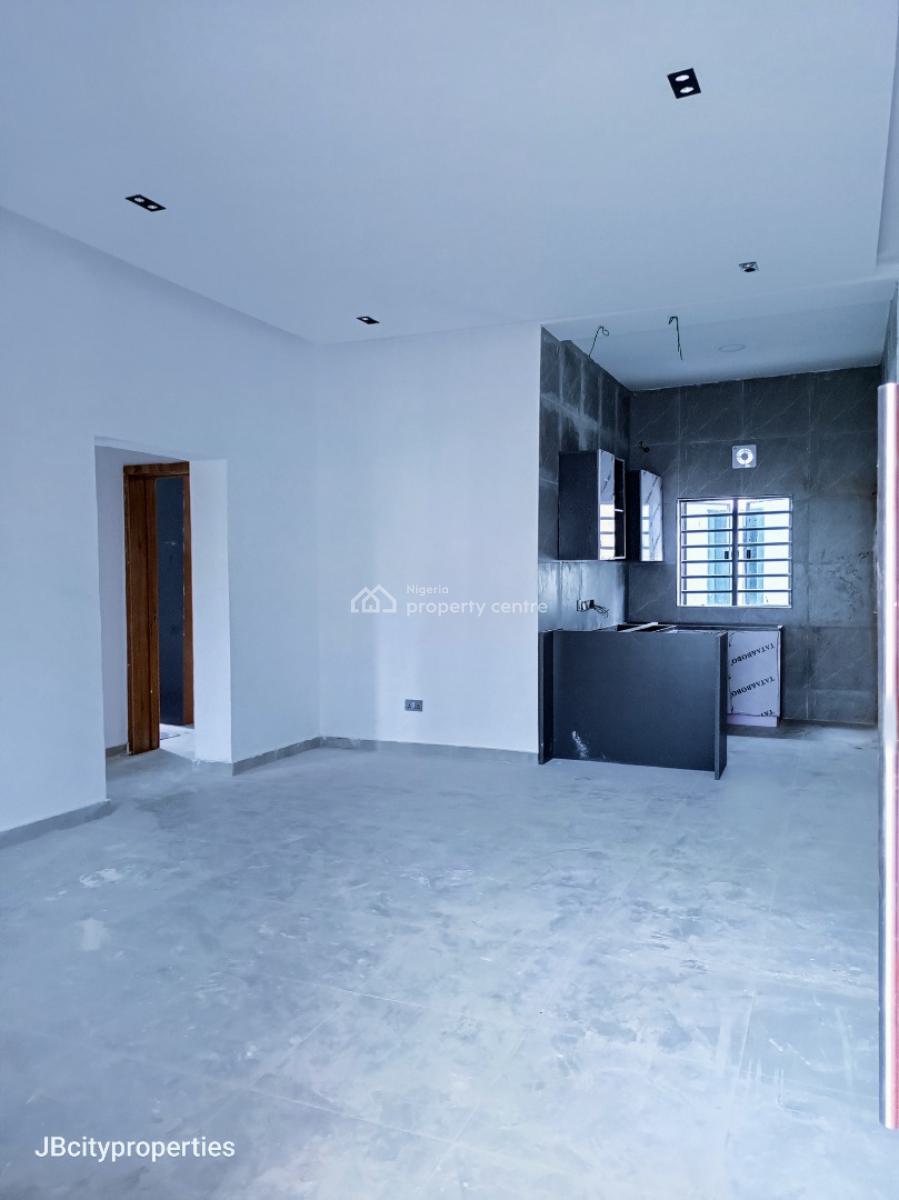 Brand New Luxury 2 Bedroom Apartment, Behind Blenco, Sangotedo, Ajah, Lagos, Flat / Apartment for Rent