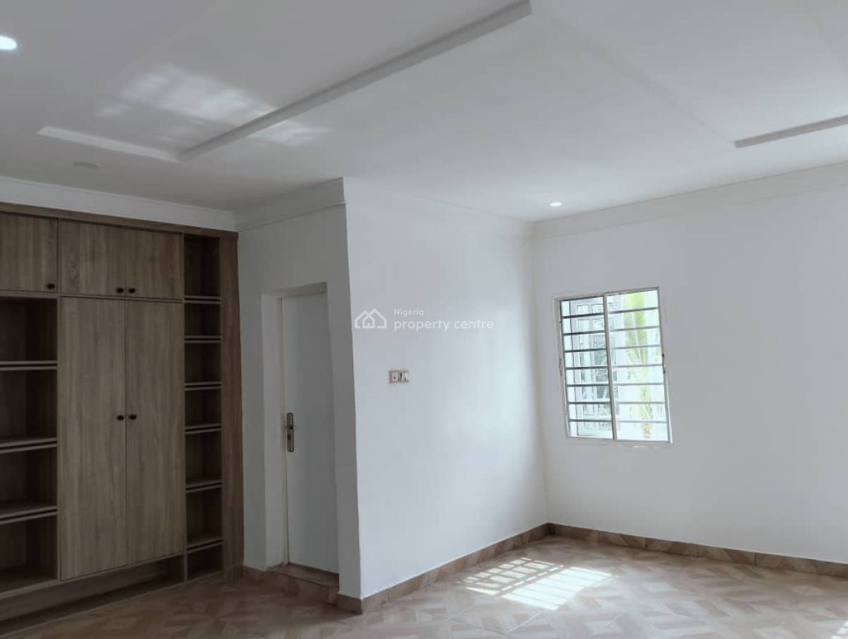 Luxury, Spacious 3 Bedroom Duplex in a Very Nice Estate on Tarred Road, Naf Estate, Asokoro District, Abuja, Terraced Duplex for Rent